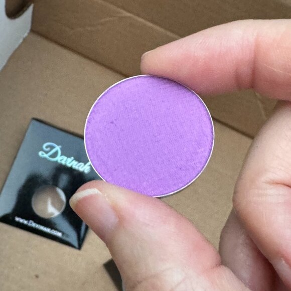 Devinah Cosmetics ARIA Pressed Matte - Picture 6 of 6